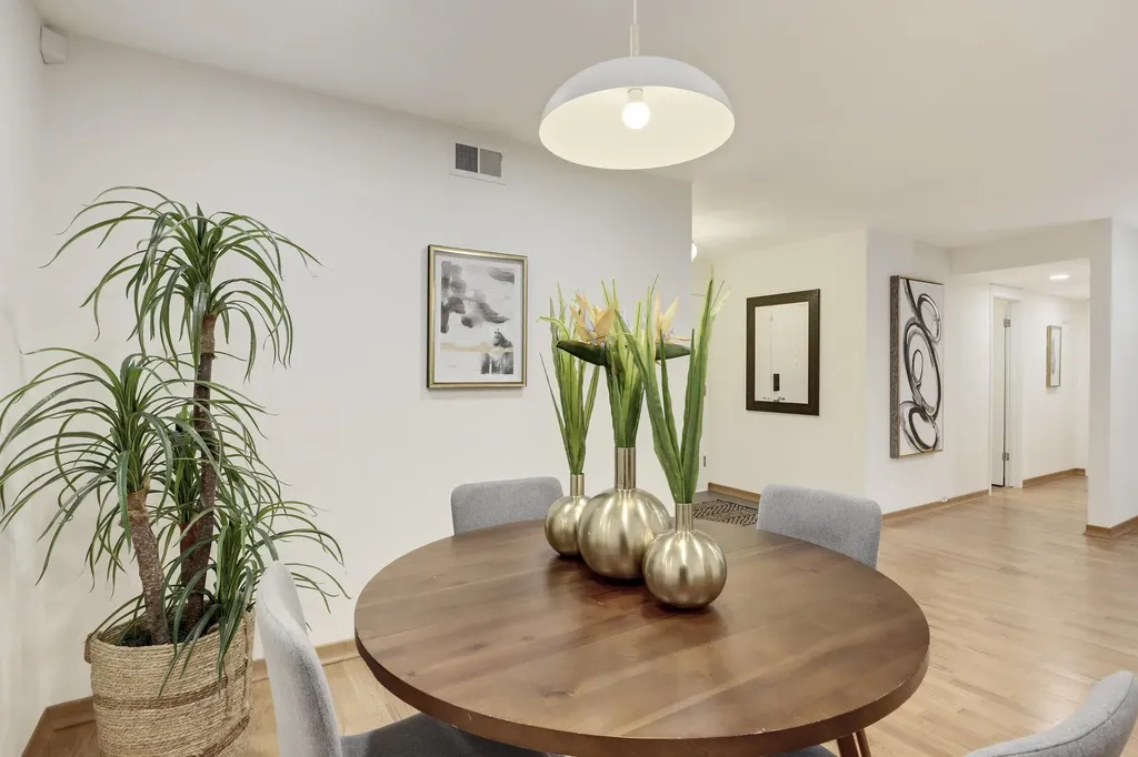 323 Monte Vista Avenue Oakland CA 94611