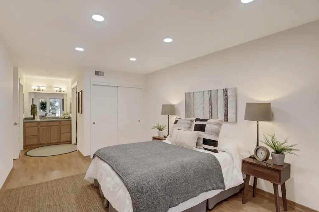 323 Monte Vista Avenue Oakland CA 94611
