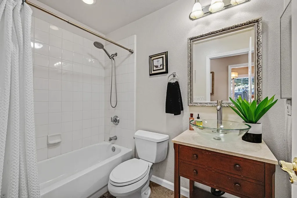 6257 Honeysuckle Drive Newark CA 94560