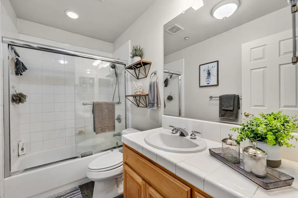 6257 Honeysuckle Drive Newark CA 94560