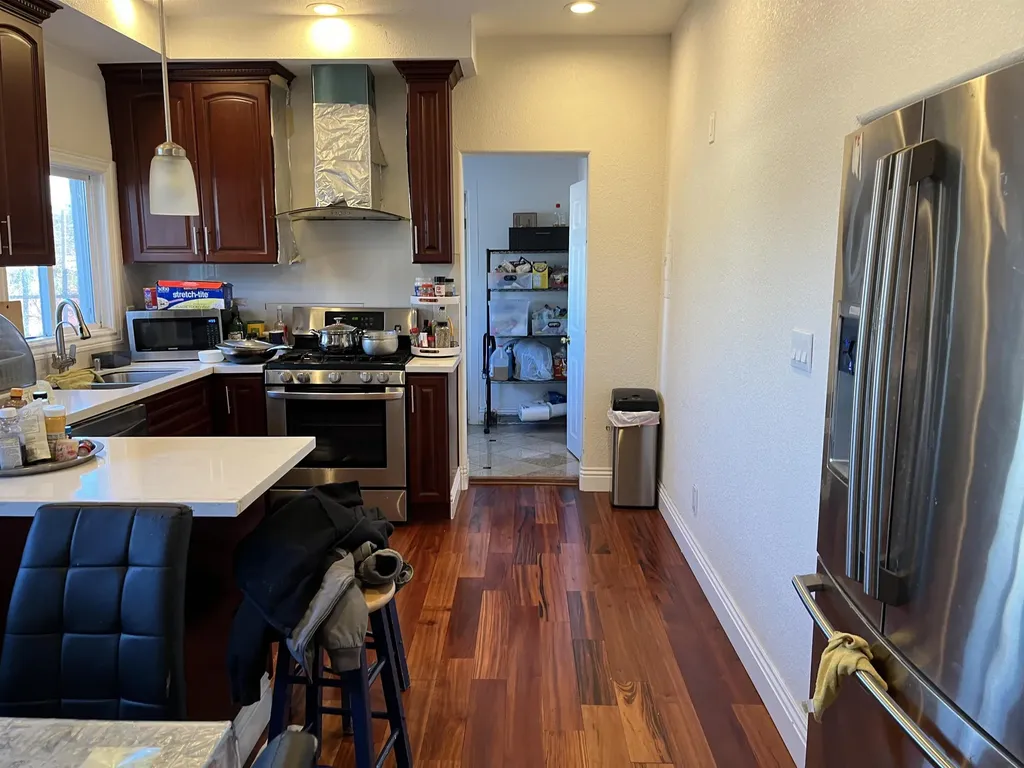 22168 Peralta Street Hayward CA 94541