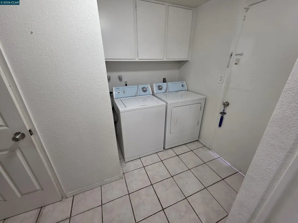 2581 El Portal Drive San Pablo CA 94806