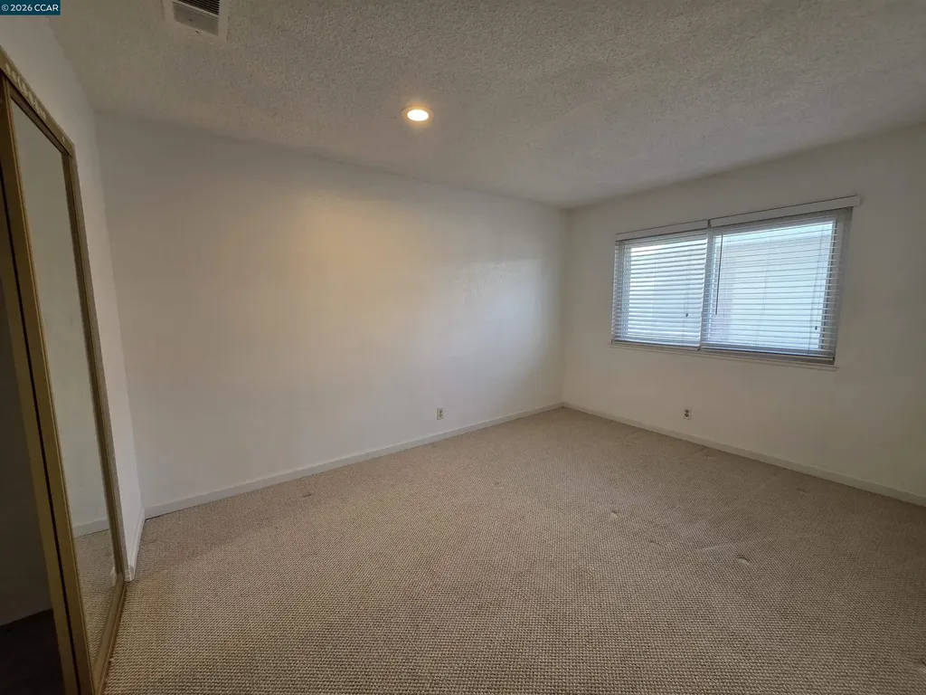 2581 El Portal Drive San Pablo CA 94806