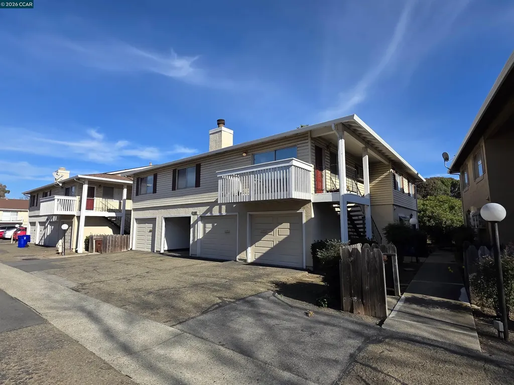 2581 El Portal Drive San Pablo CA 94806