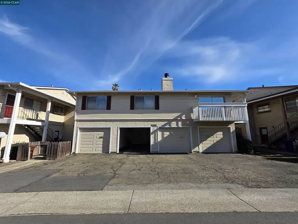 2581 El Portal Drive San Pablo CA 94806