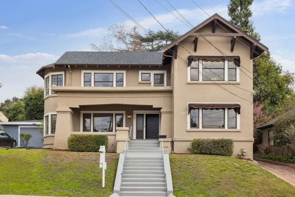 Piedmont CA, 46 Manor Drive