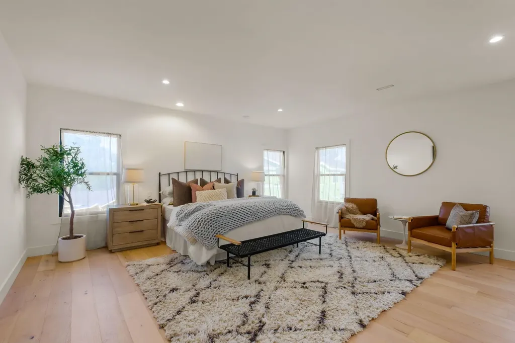 5229 Miles Avenue Oakland CA 94618