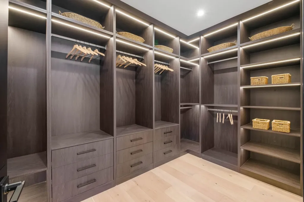 5229 Miles Avenue Oakland CA 94618