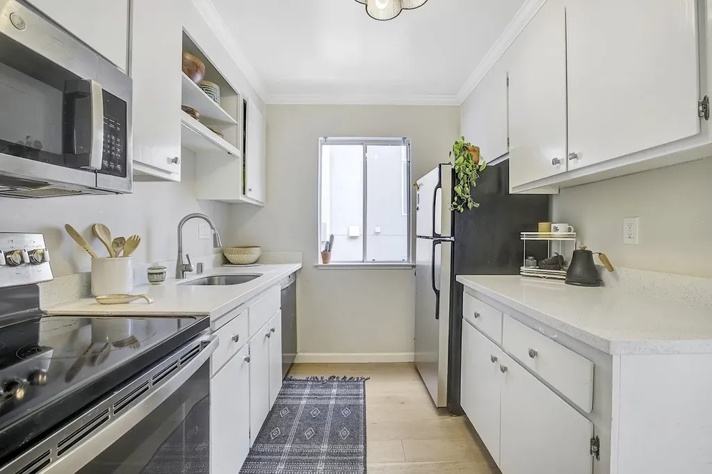 407 Orange Street Oakland CA 94610