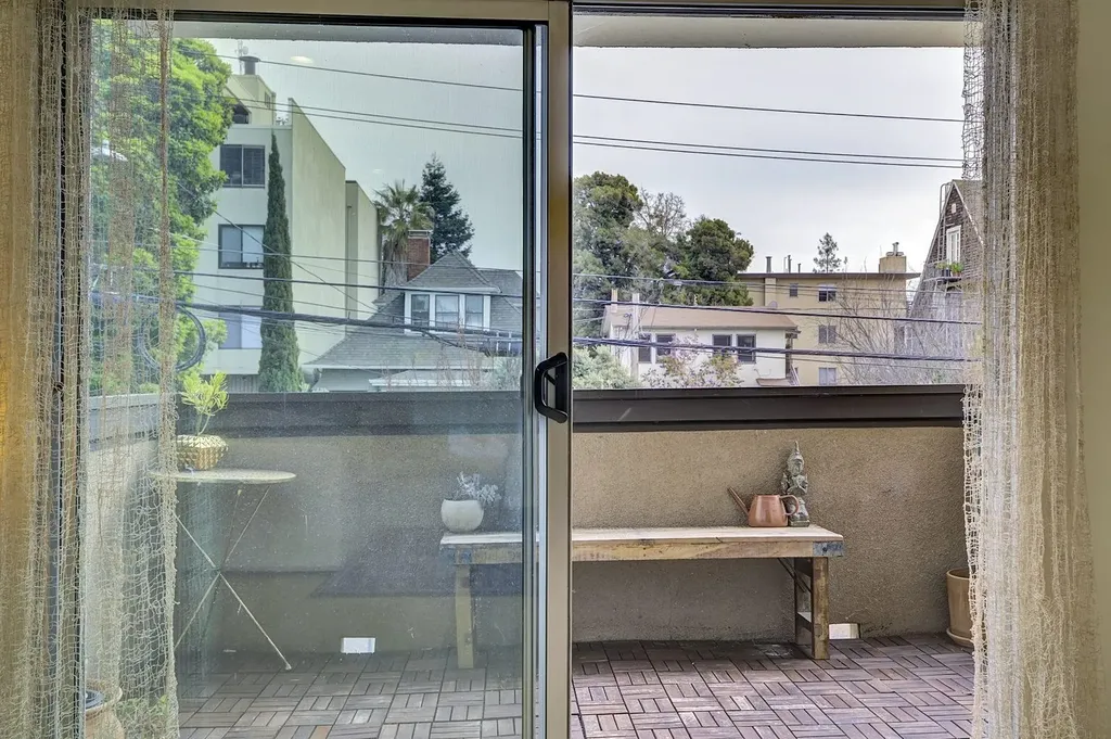 407 Orange Street Oakland CA 94610