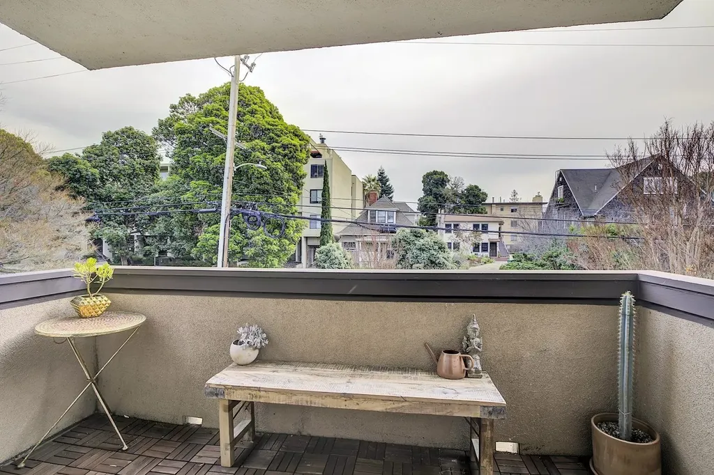 407 Orange Street Oakland CA 94610