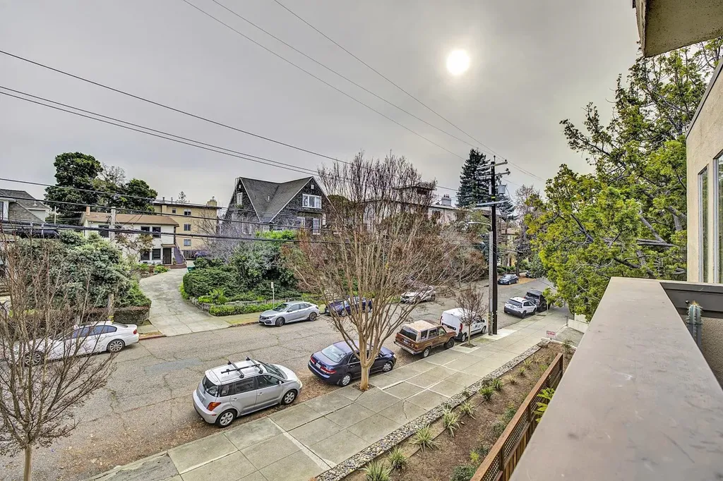 407 Orange Street Oakland CA 94610