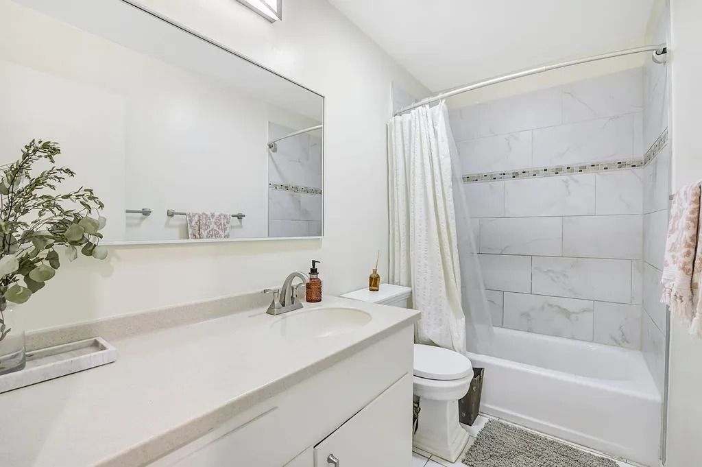 407 Orange Street Oakland CA 94610