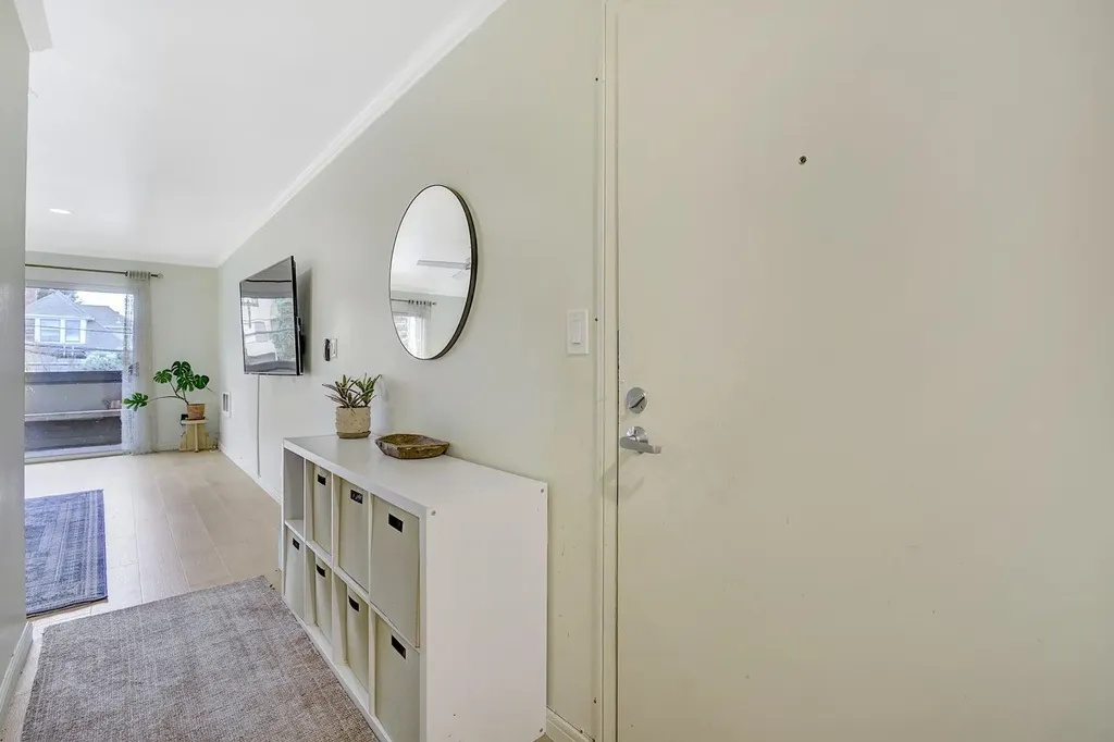 407 Orange Street Oakland CA 94610