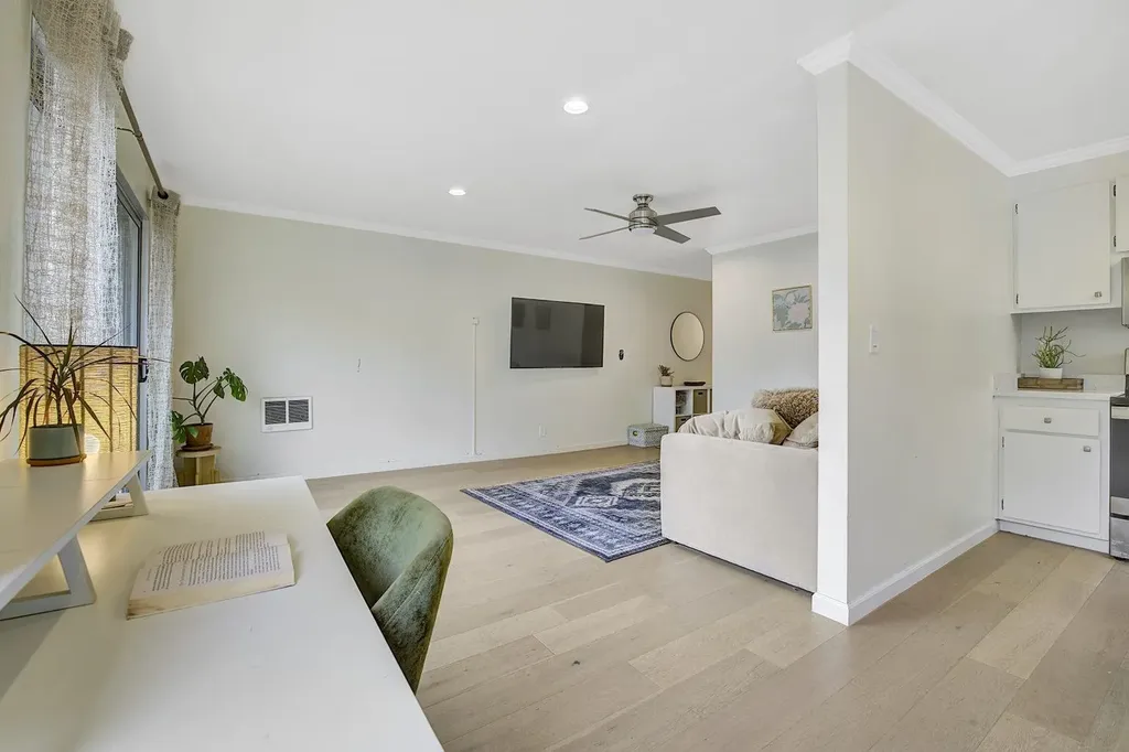 407 Orange Street Oakland CA 94610