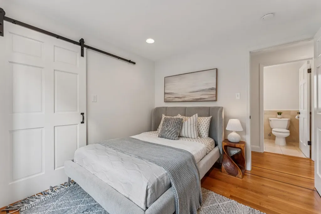 688 57th Street Oakland CA 94609