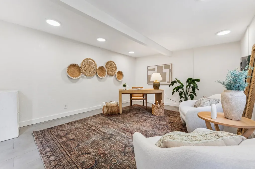 688 57th Street Oakland CA 94609