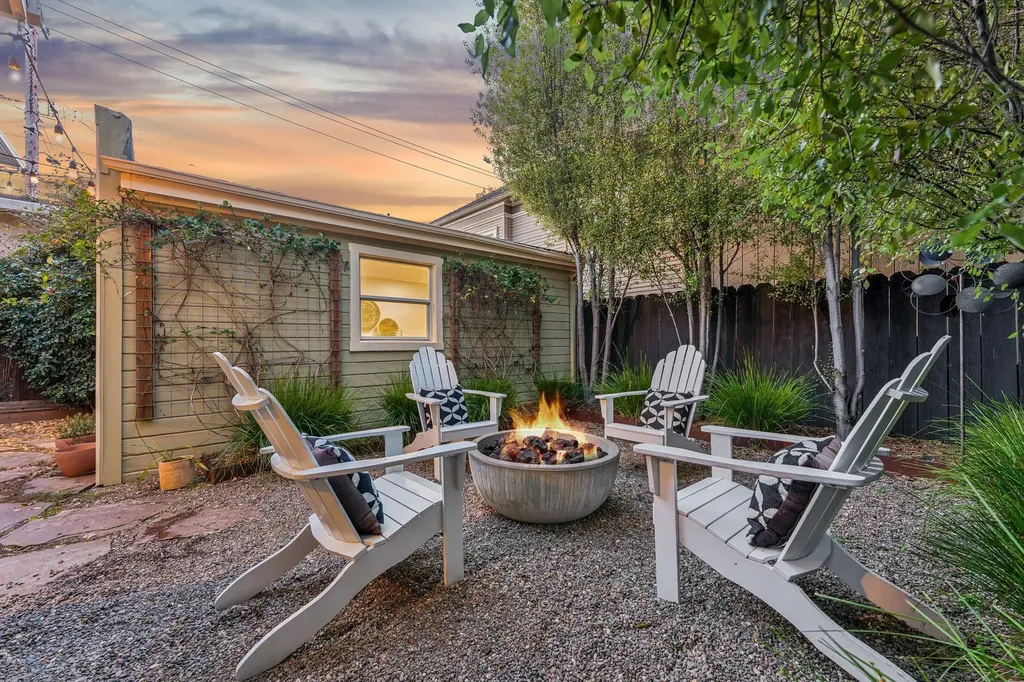 688 57th Street Oakland CA 94609