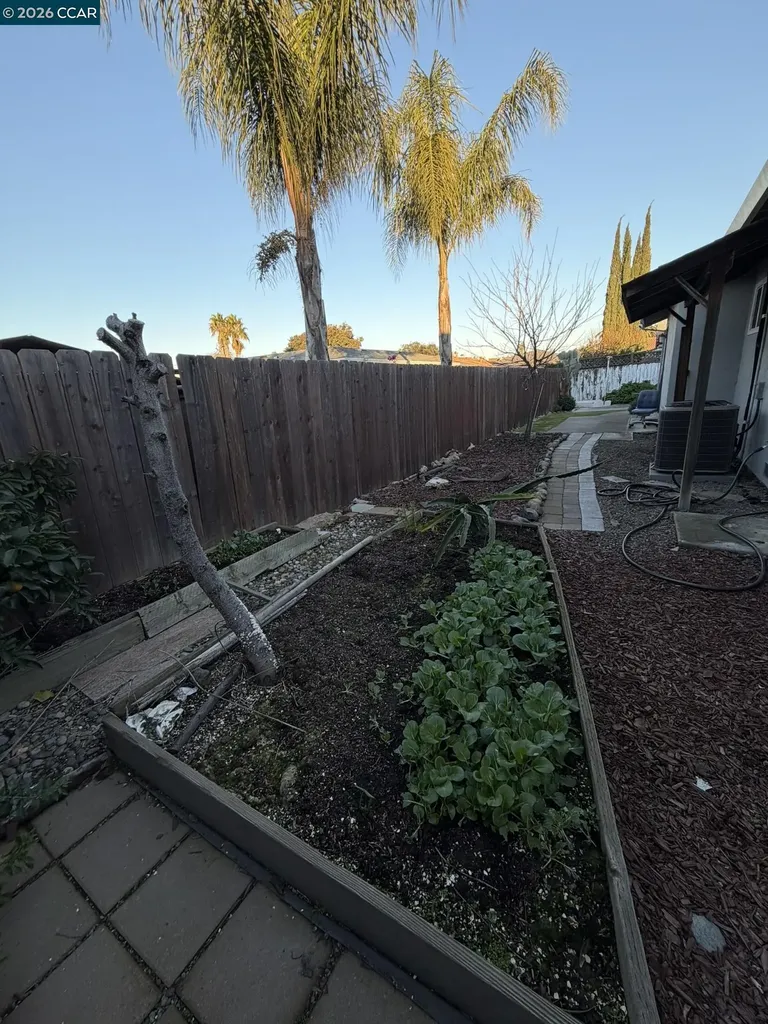 606 20th Street Antioch CA 94509