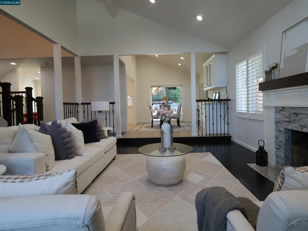 8240 Rhoda Avenue Dublin CA 94568