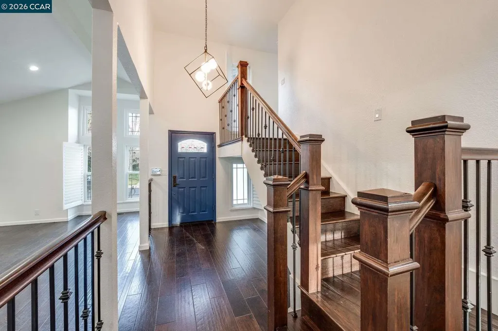 8240 Rhoda Avenue Dublin CA 94568