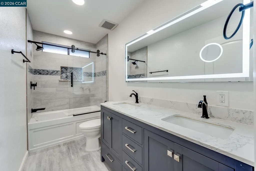 8240 Rhoda Avenue Dublin CA 94568