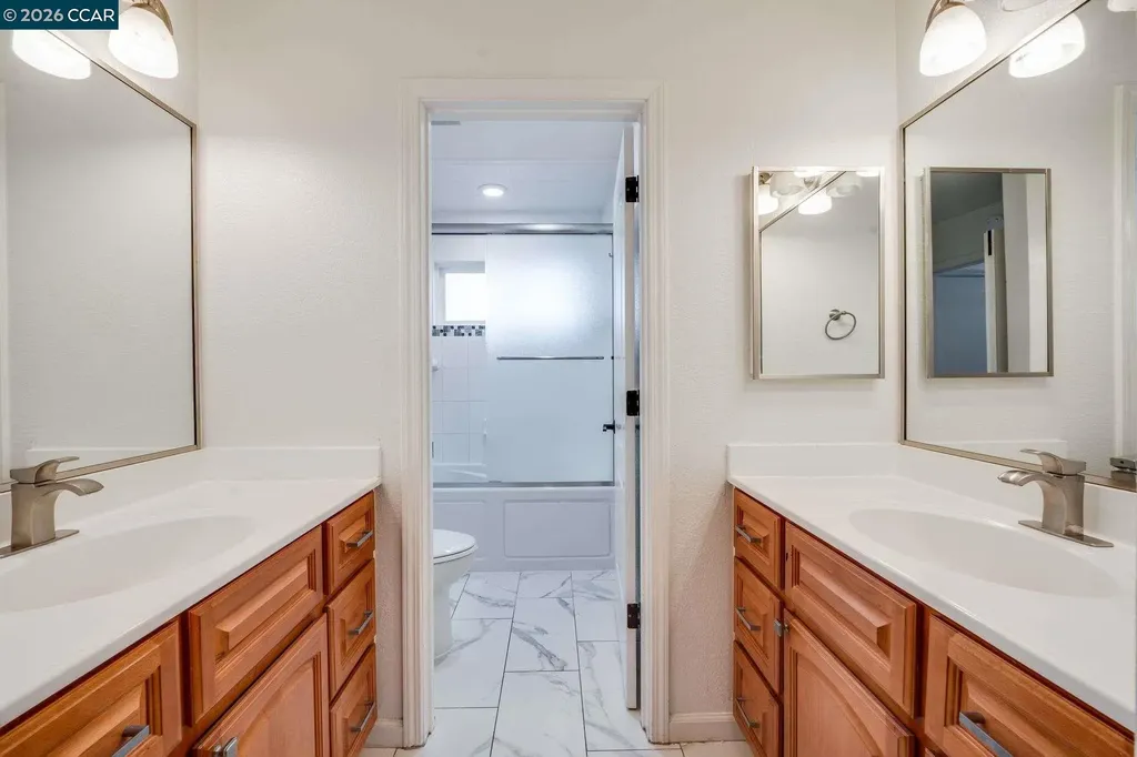 8240 Rhoda Avenue Dublin CA 94568