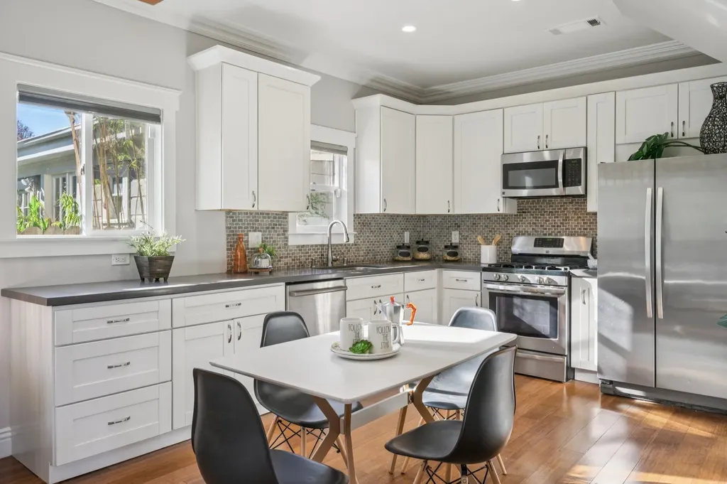 3033 Ellis Street Berkeley CA 94703