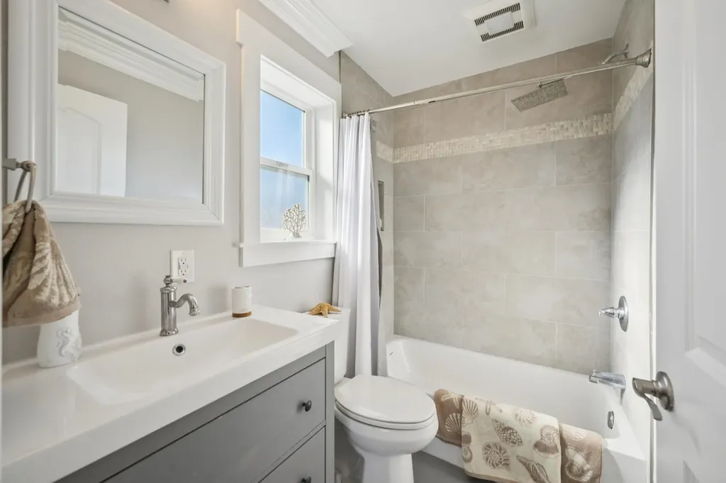 3033 Ellis Street Berkeley CA 94703