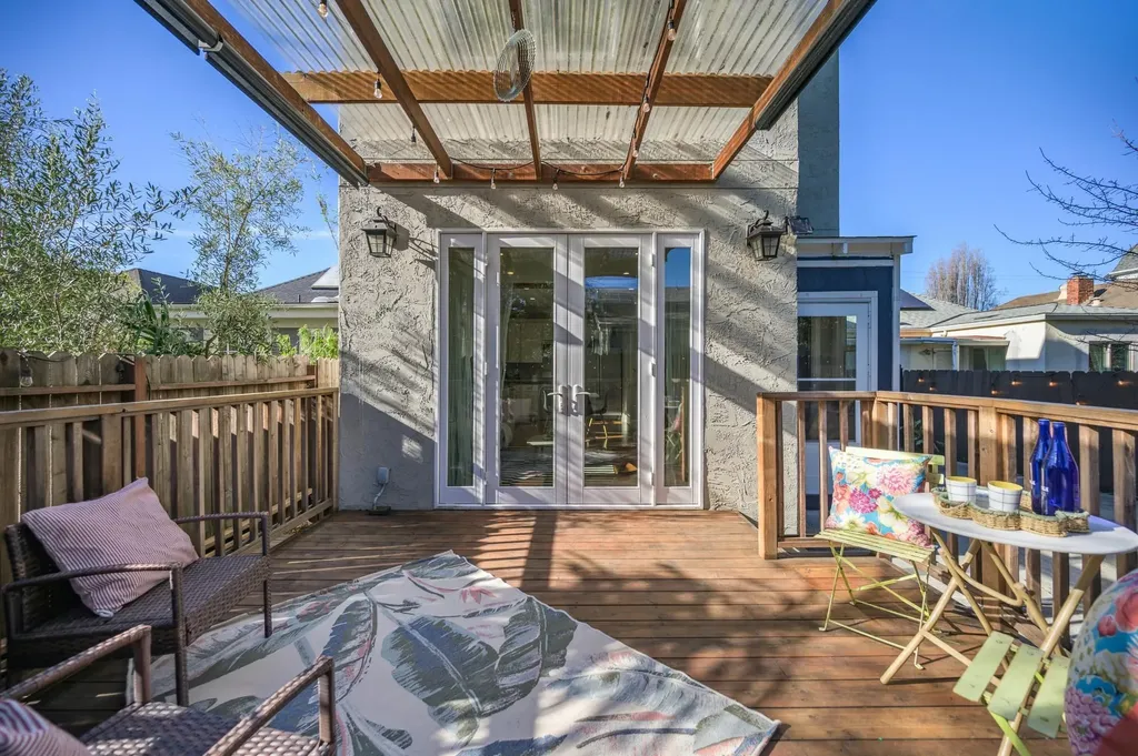 3033 Ellis Street Berkeley CA 94703