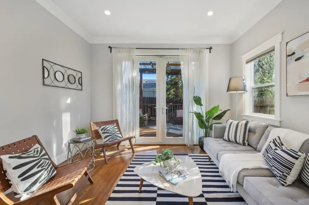 3033 Ellis Street Berkeley CA 94703