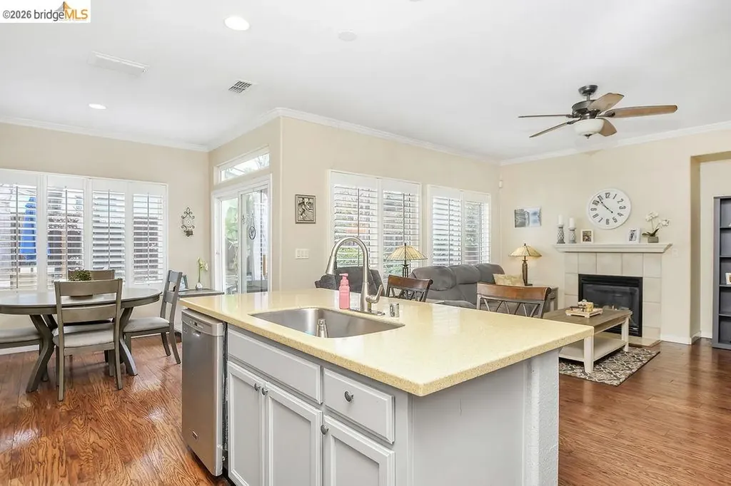 5016 Montevino Way Oakley CA 94561