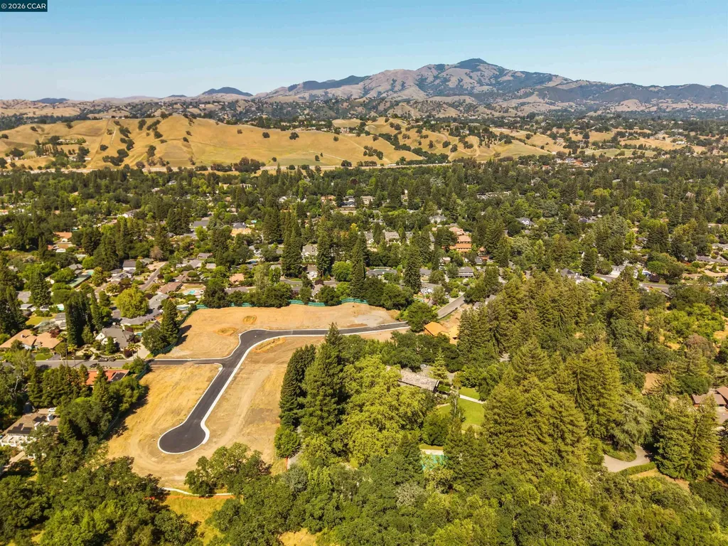 71 Dot Drive Alamo CA 94507