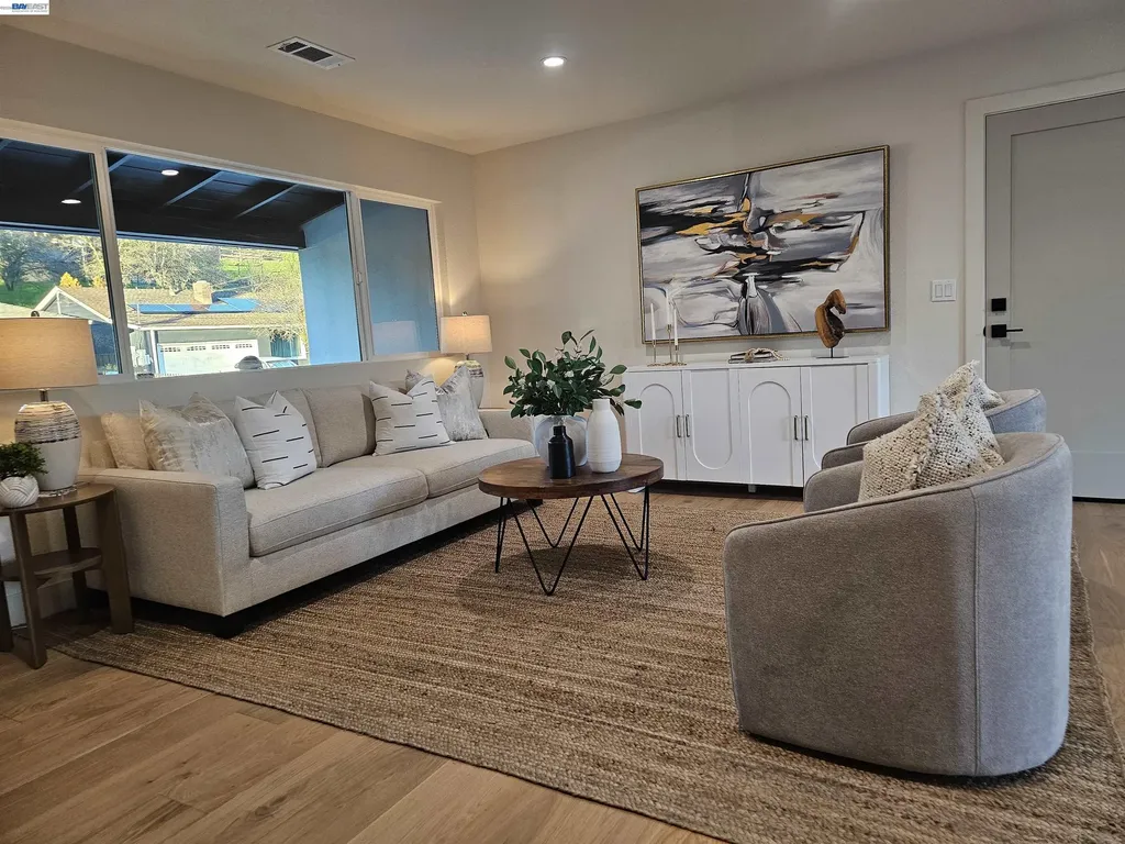 3161 Plymouth Road Lafayette CA 94549