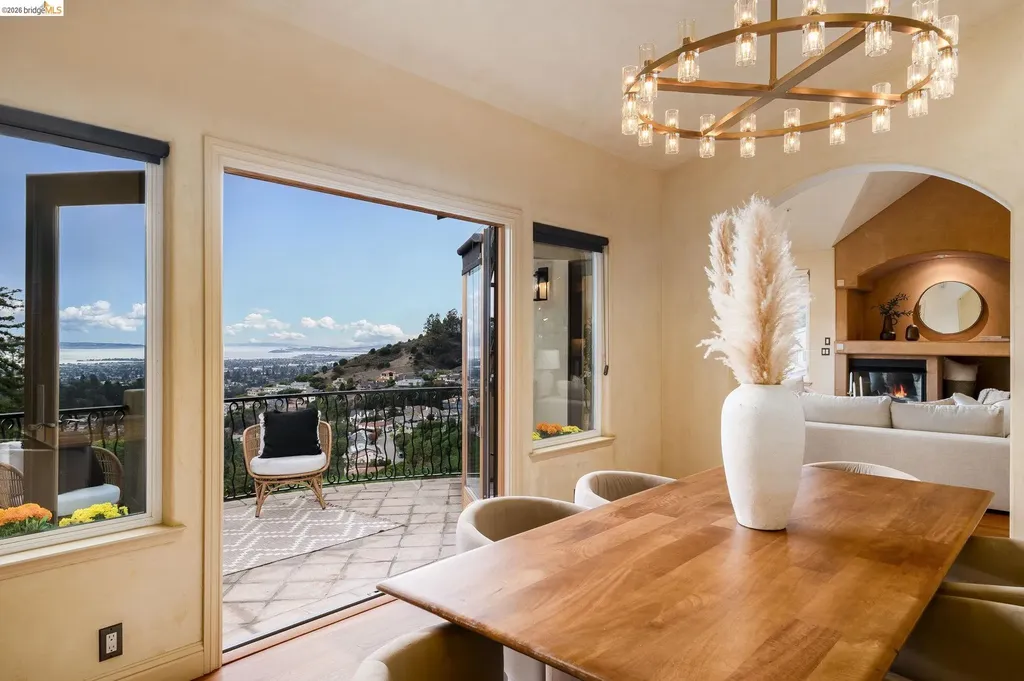6257 Virgo Road Oakland CA 94611