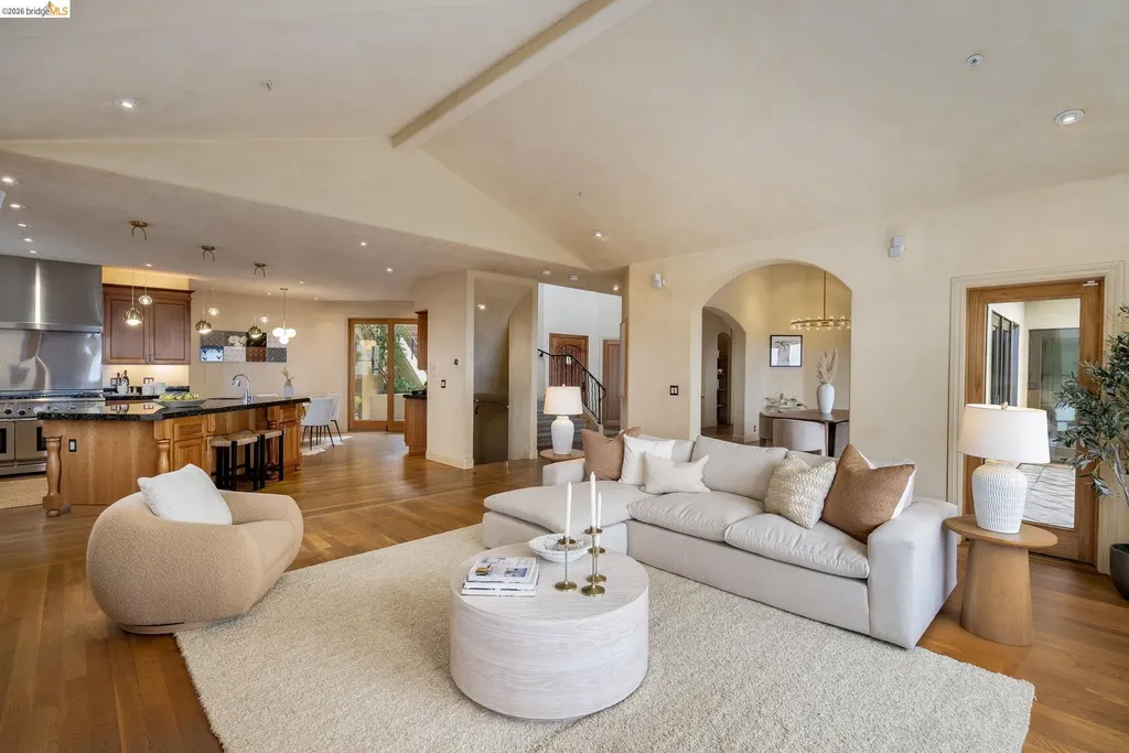 6257 Virgo Road Oakland CA 94611