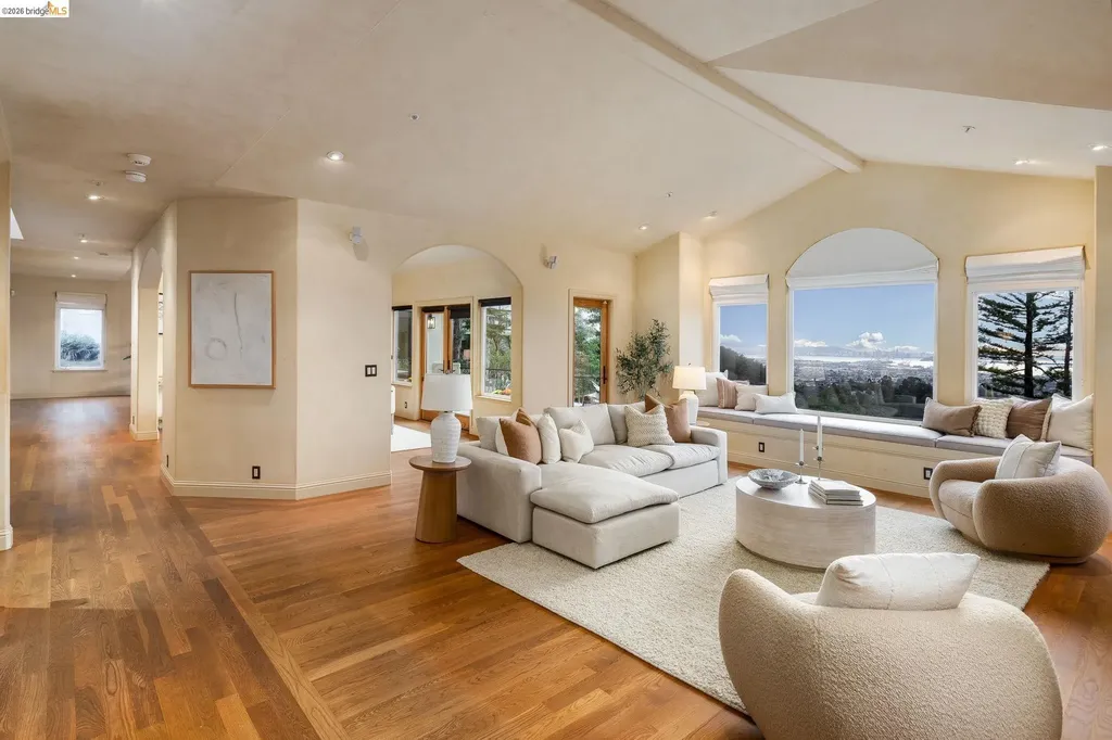 6257 Virgo Road Oakland CA 94611