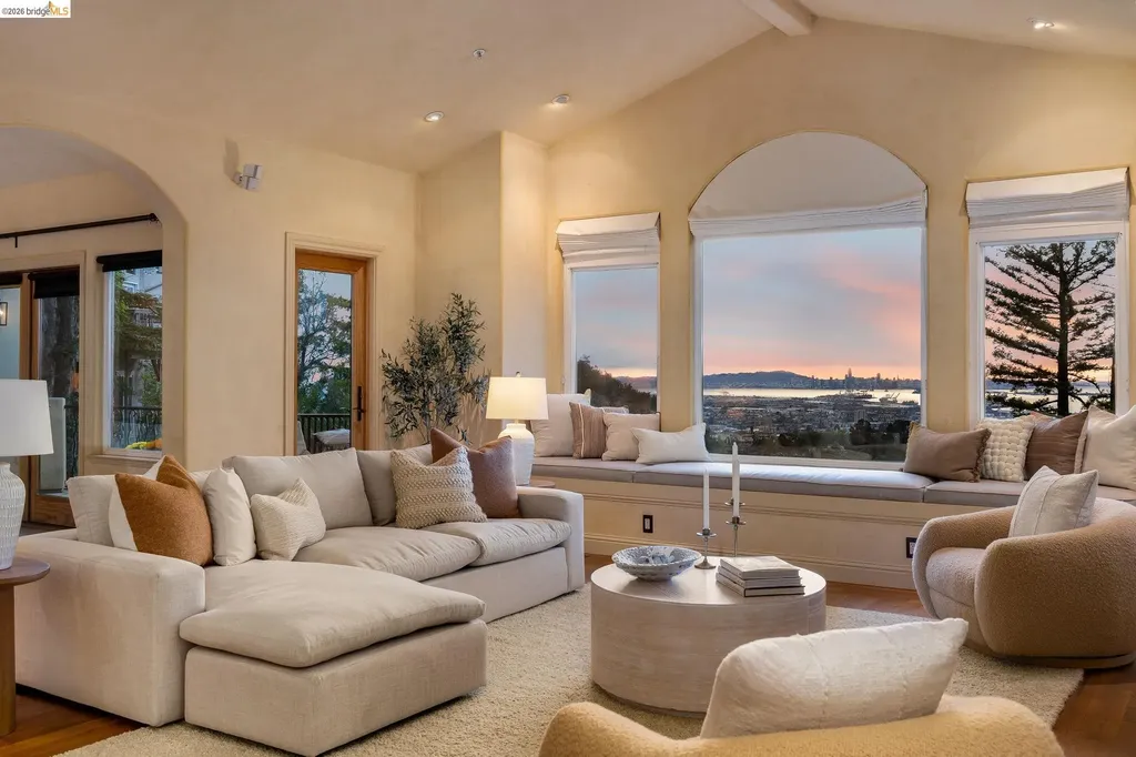 6257 Virgo Road Oakland CA 94611