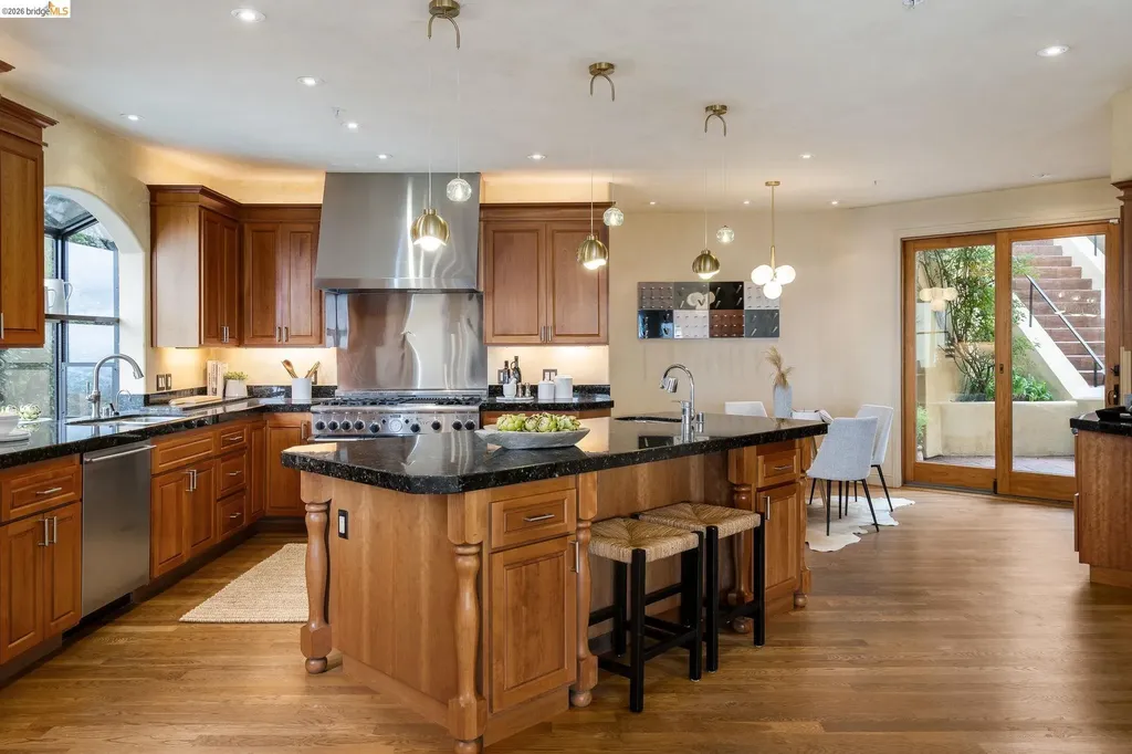 6257 Virgo Road Oakland CA 94611