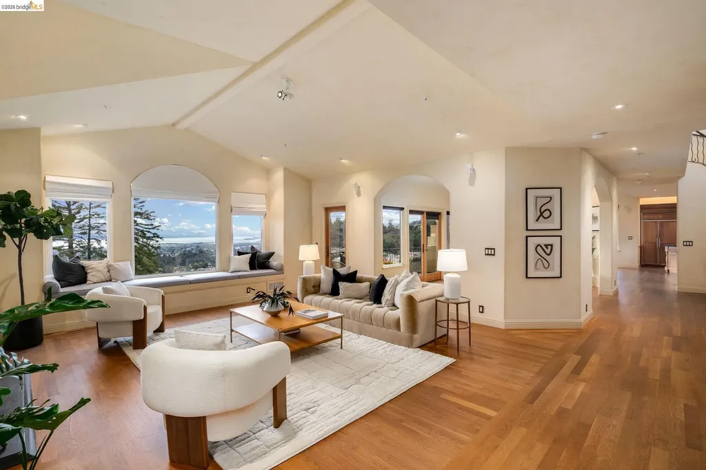 6257 Virgo Road Oakland CA 94611