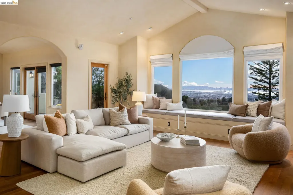 6257 Virgo Road Oakland CA 94611