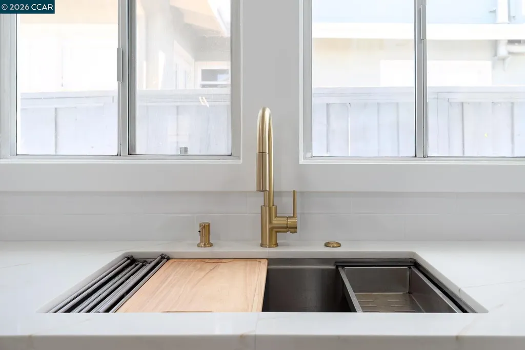 1515 Hampel Street Oakland CA 94602