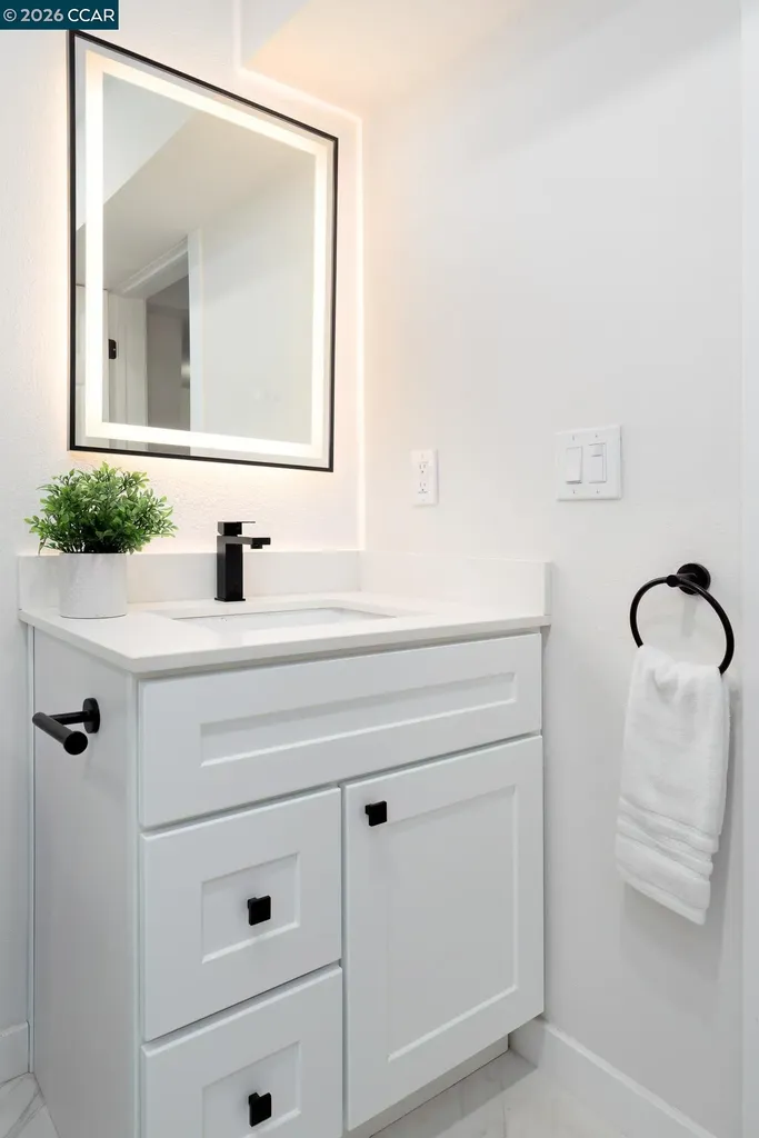 1515 Hampel Street Oakland CA 94602