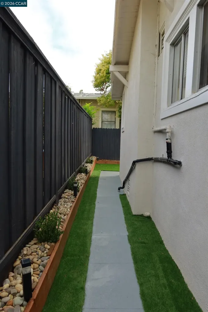 1515 Hampel Street Oakland CA 94602