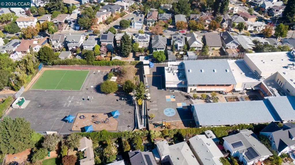 1515 Hampel Street Oakland CA 94602