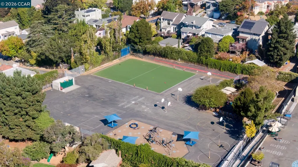 1515 Hampel Street Oakland CA 94602