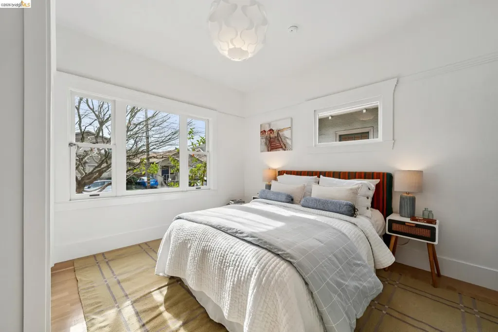 390 50th Street Oakland CA 94609