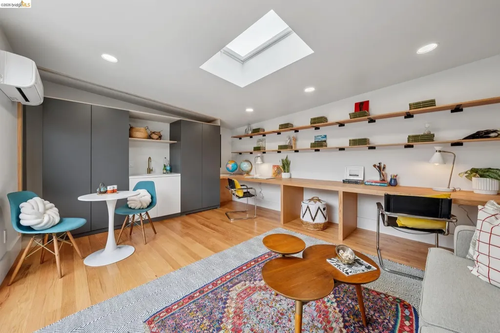 390 50th Street Oakland CA 94609