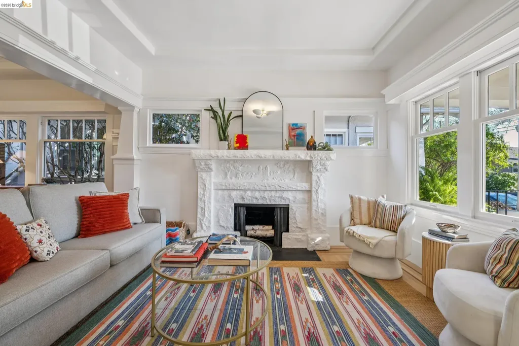 390 50th Street Oakland CA 94609