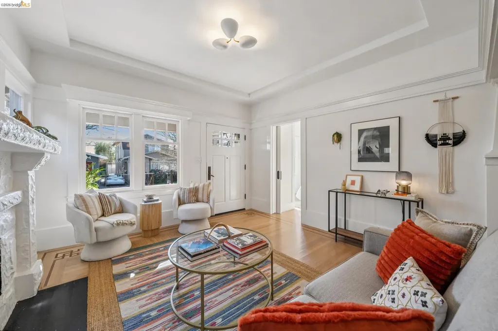 390 50th Street Oakland CA 94609